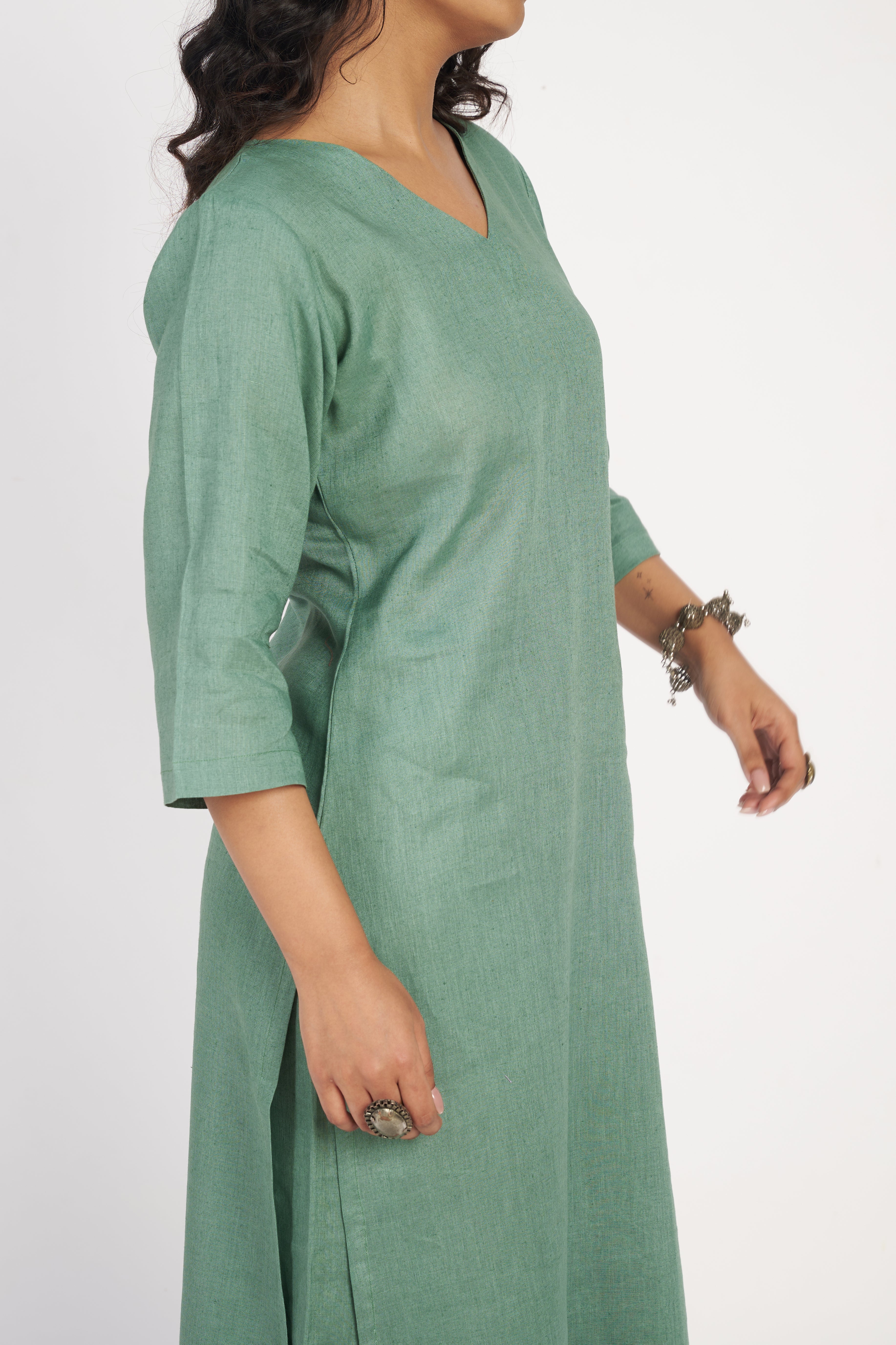 Green Linen V-Neck Kurta Set